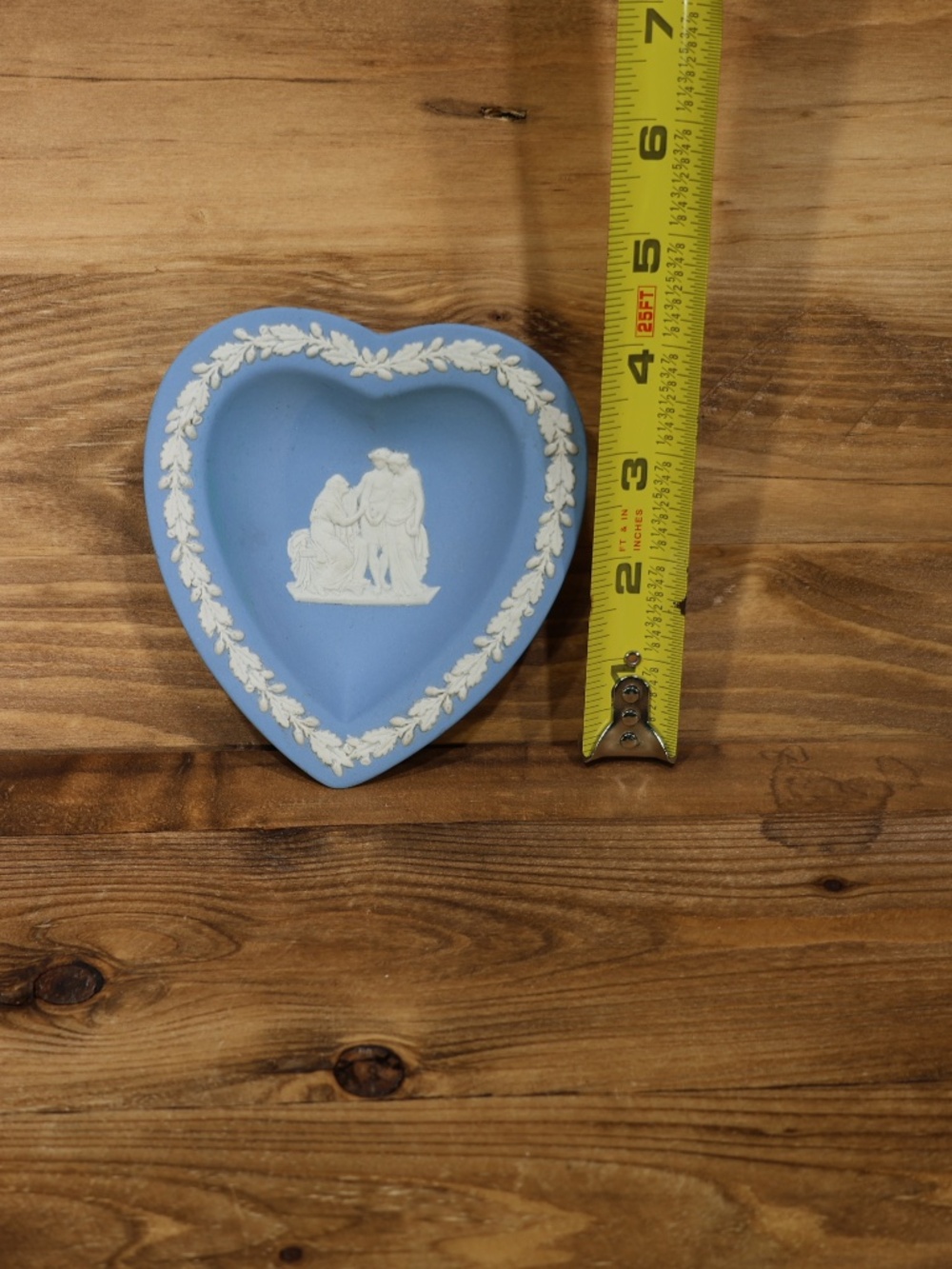 Vintage Wedgwood Blue Jasperware Heart Shape Trinket Dish - Picture 3 of 3